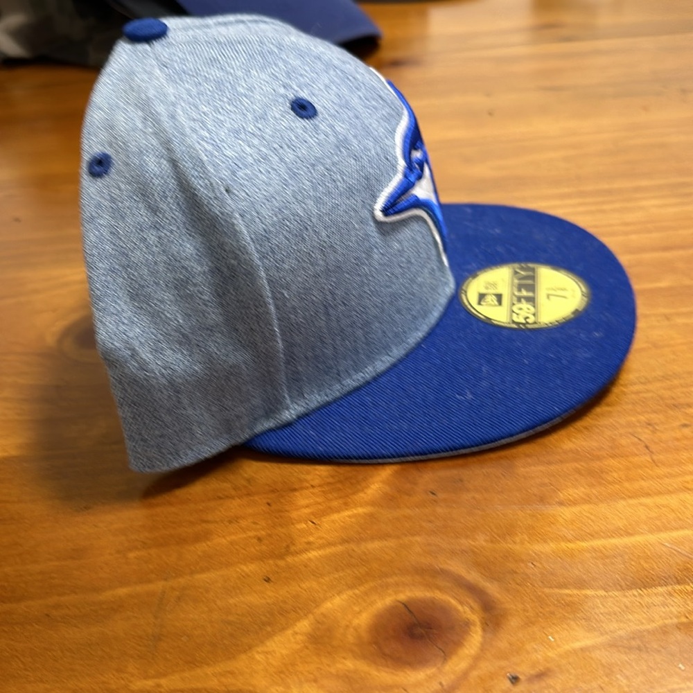 New era hat - Picture 5 of 7